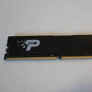 OPEN BOX PATRIOT DDR4 4GB DRAM MODULE 2400MHZ *